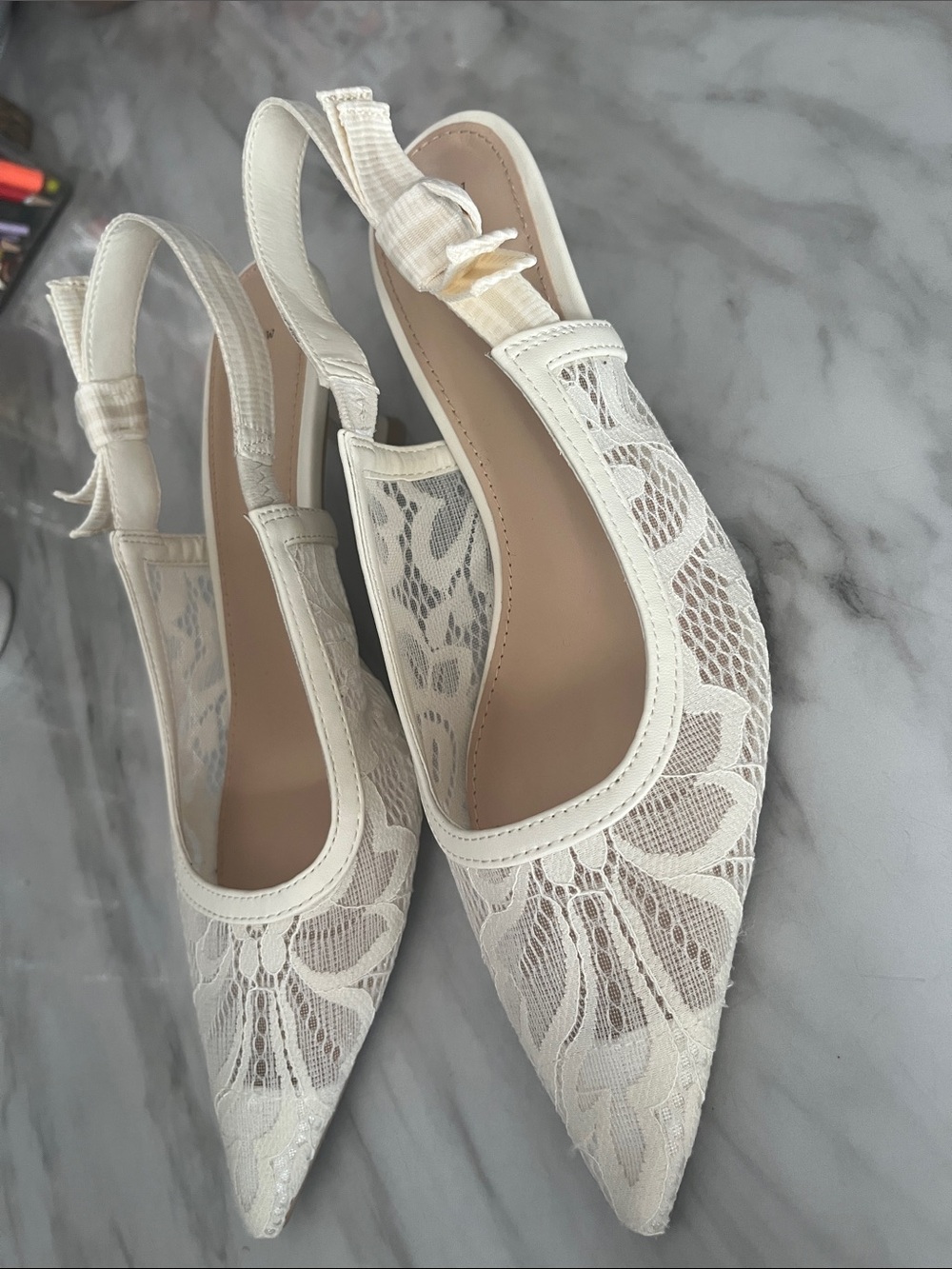 Elegant Cream Lace Slingback Pointed Toe Flats